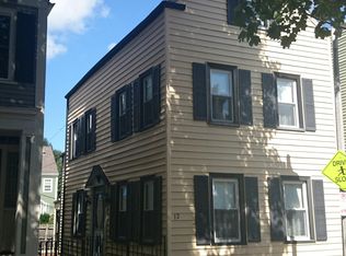 12 Monument St, Charlestown, MA 02129