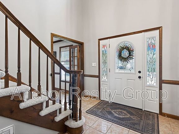3rd image of 1001 Santa Clara Ct