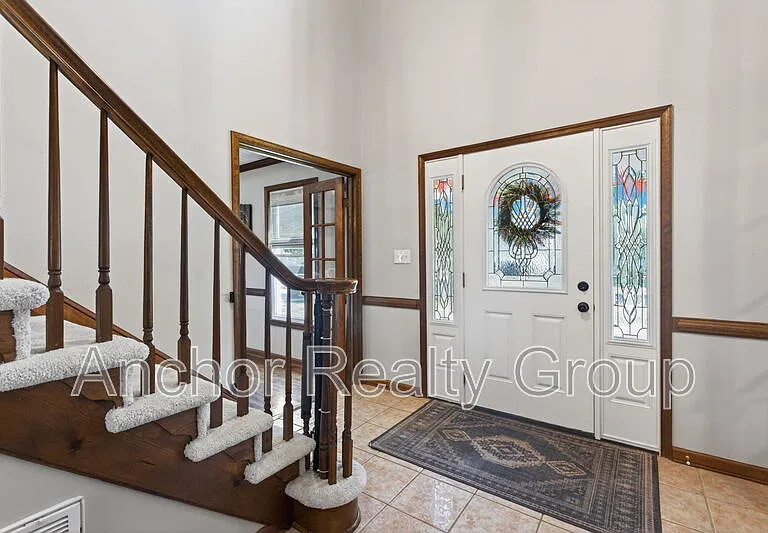 1001 Santa Clara Ct — Photo 2