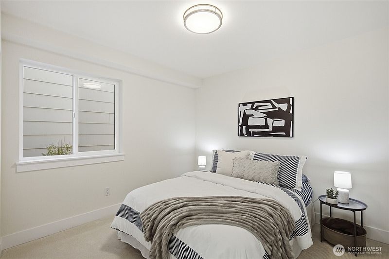 3rd image of 9323 Marcus Avenue S #B