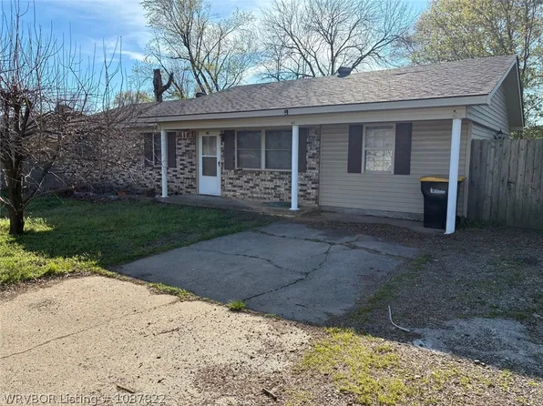 625 Louis St, Charleston, AR 72933