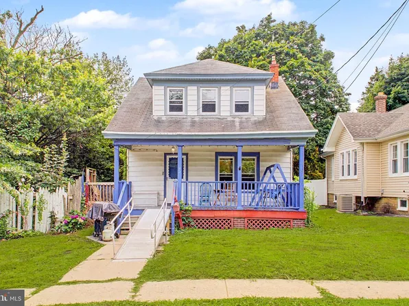 93 Locust Ave, Trenton, NJ 08610