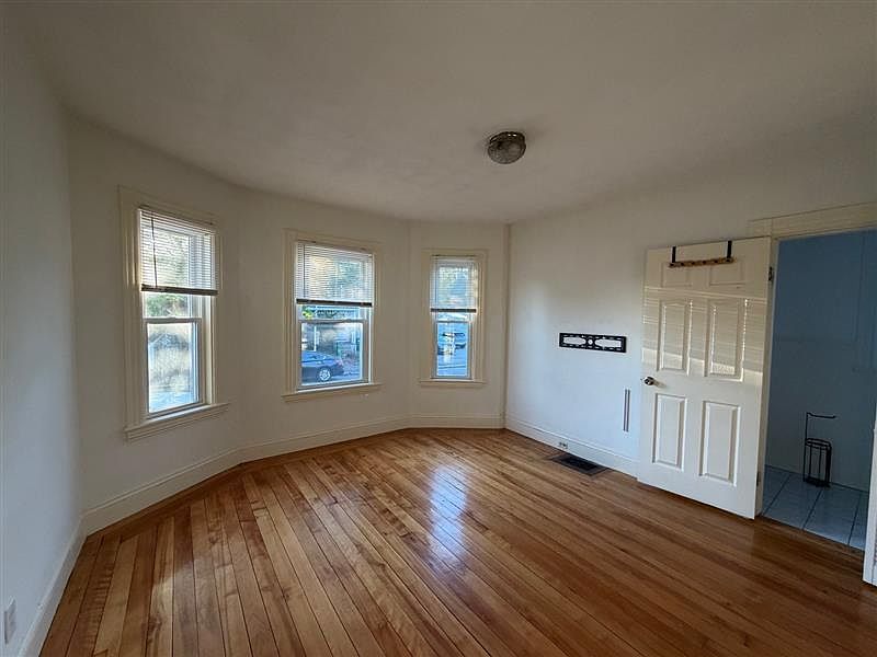 1st image of 87 Marshall St #1A