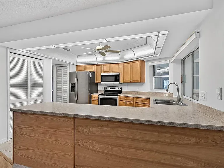 11 Walnut Pl — Photo 5