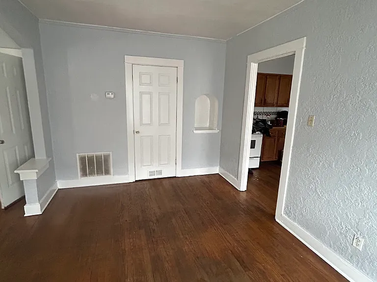 69 Waverly Ave #3 — Photo 9