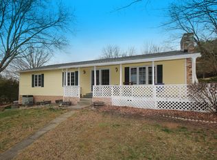 120 Angel Dr, Troutville, VA 24175