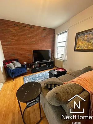 Rented by NextHome Empire | media 2