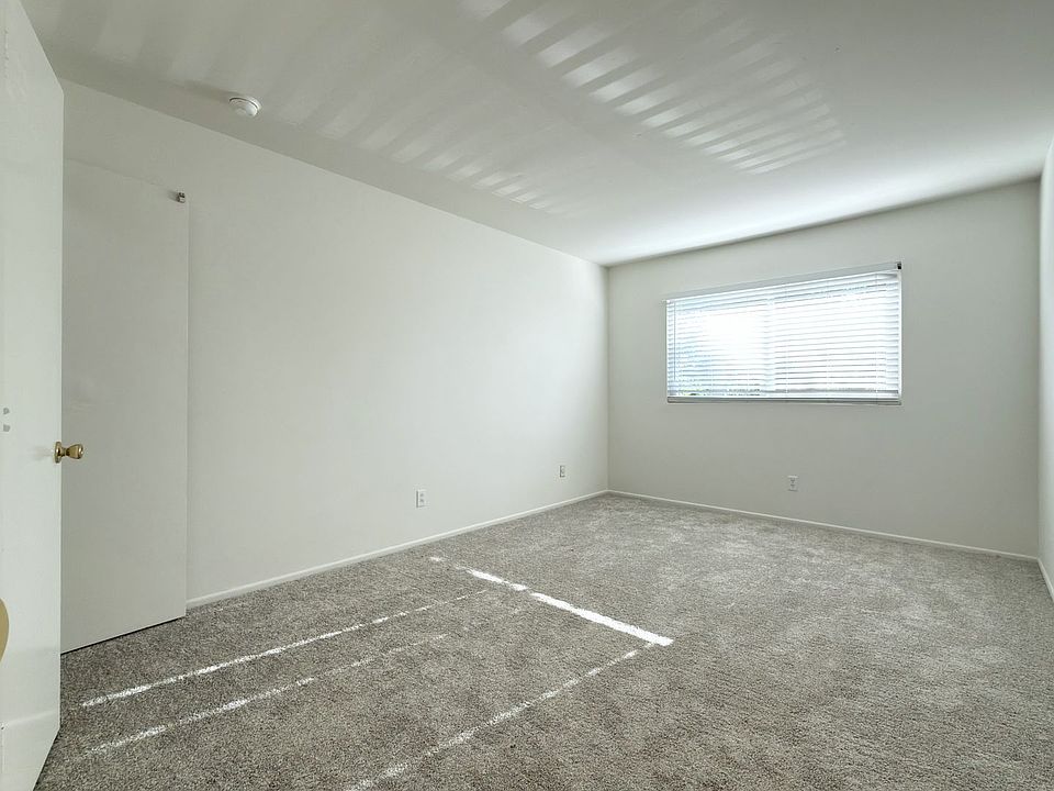 1st image of 267 Alestar St #1