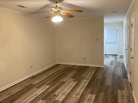 2 bed, 1.5 bath, 1088 sqft, $975 — Photo 4