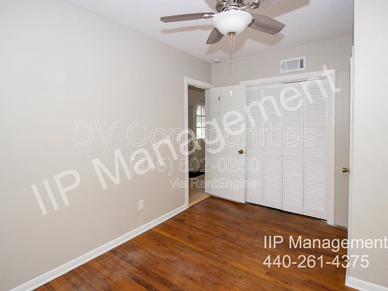 6177 Iroquois Trl — Photo 13