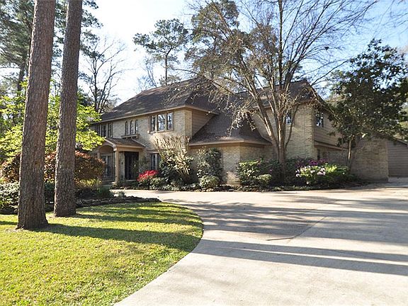 2nd image of 2451 Lake Village Dr