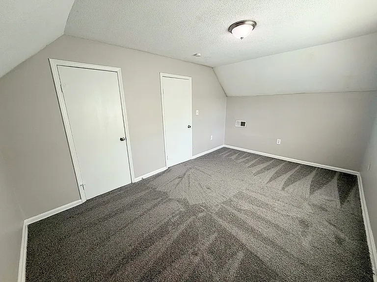 1111 Canary Ln — Photo 11
