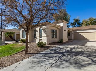 2132 N Holguin Way, Chandler, AZ 85225