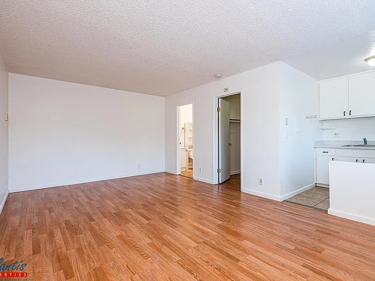 5520 Camden Ave #6 — Photo 1