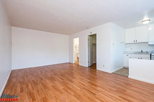 5520 Camden Ave #6 Photo 1