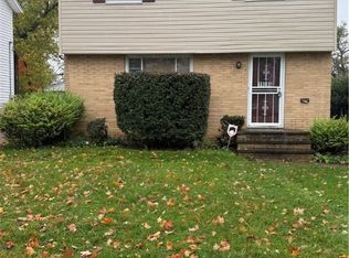 19806 Mountville Dr, Maple Heights, OH 44137