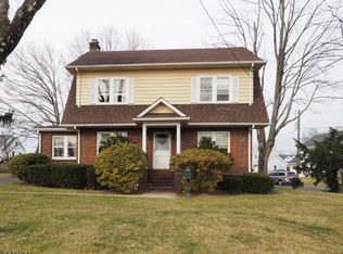 3 James Pl, Madison, NJ 07940