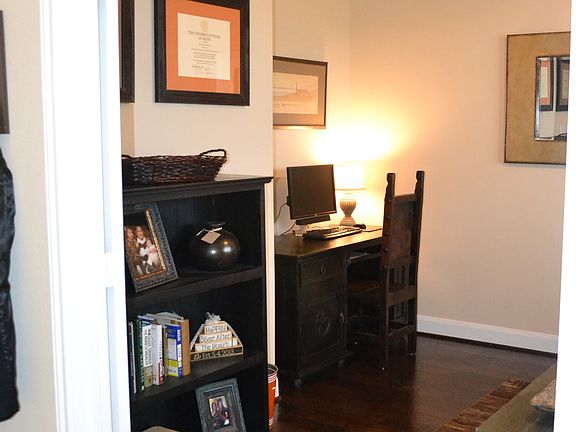 Flex room on 1st floor