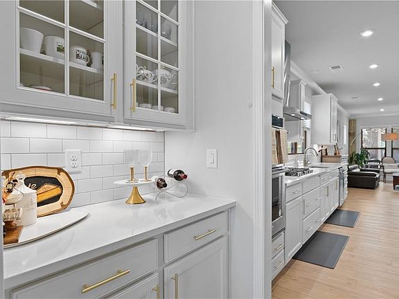 5th image of 2809 Turnwater St