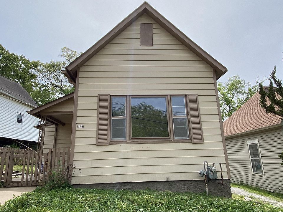 1st image of 1423 Harvey St