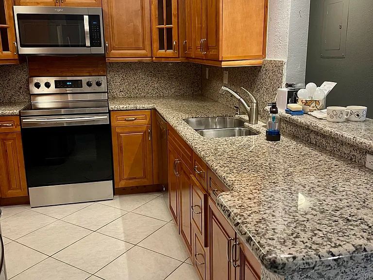 740 S Federal Hwy #410 — Photo 4