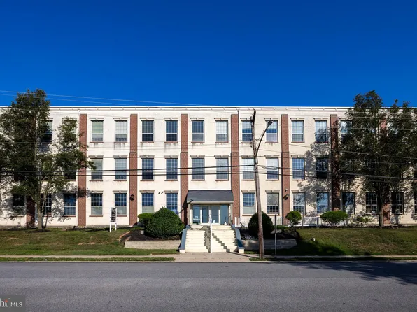 735 Washington St APT 312, Royersford, PA 19468