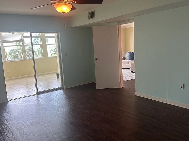 5108 Brittany Dr S #205 — Photo 16