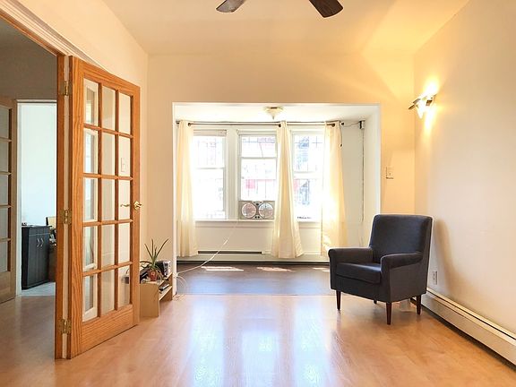 3rd image of 9125 81st St