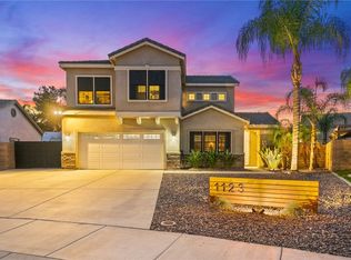 1123 Ticonderoga Ln, Hemet, CA 92545