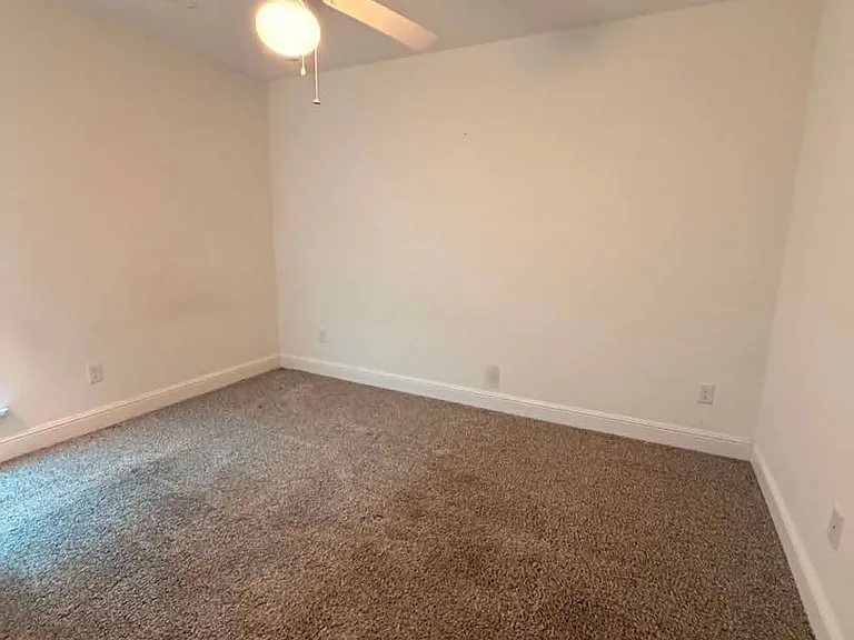 347 Sidney Ln — Photo 15