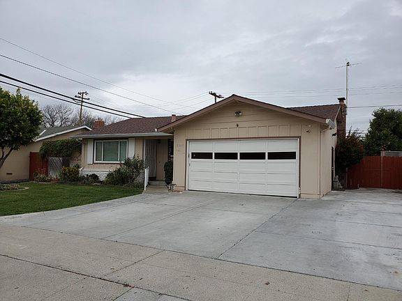 3rd image of 3940 Duggan Dr