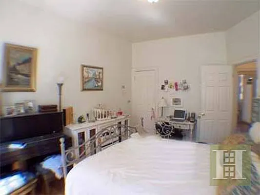 Rented by Halstead Real Estate | media 10