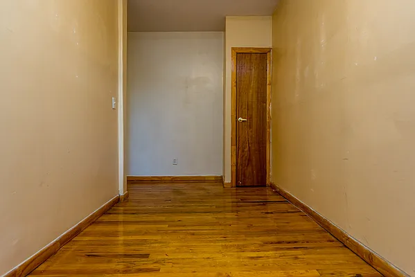 Rented by Nooklyn NYC LLC | media 11