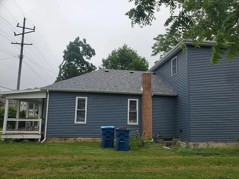 275 W Main St — Photo 2