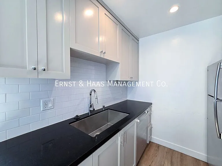 1545 Obispo Ave #8 — Photo 8