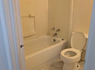 6210 SW 13th St #3, Gainesville, FL 32608