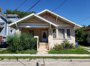 2102 Lawn St, Racine, WI 53404