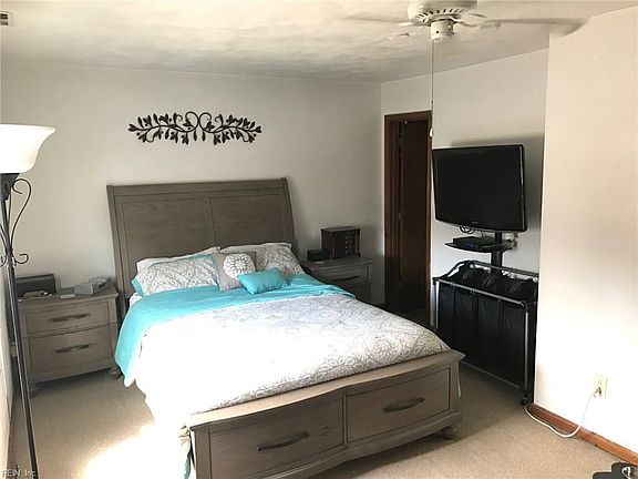 3rd image of 5556 Lynbrook Lndg