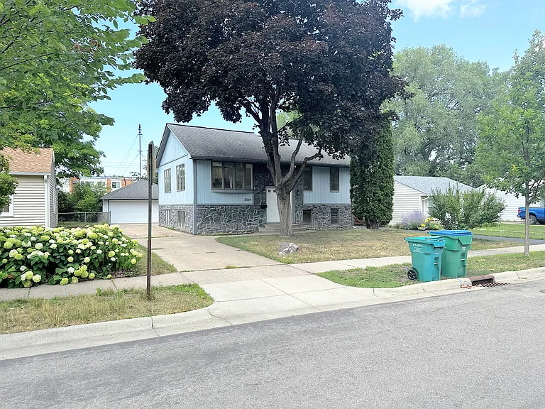 3064 Utah Ave S — Photo 13
