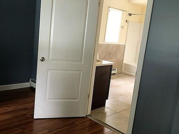 3rd image of 104 N 19th St #A
