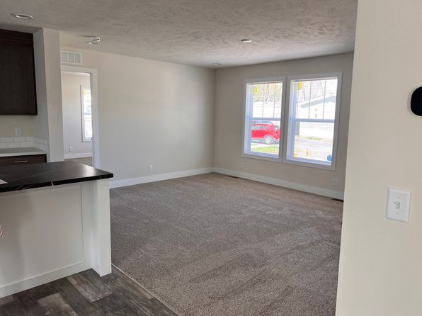 404 W Appleton Ter #404, Holland, OH 43528