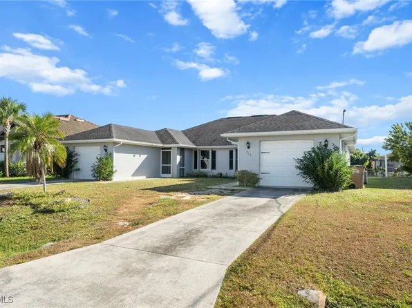 914/916 SE 14th Ter, Cape Coral, FL 33990