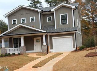 746 Reverend D L Edwards Dr, Decatur, GA 30033