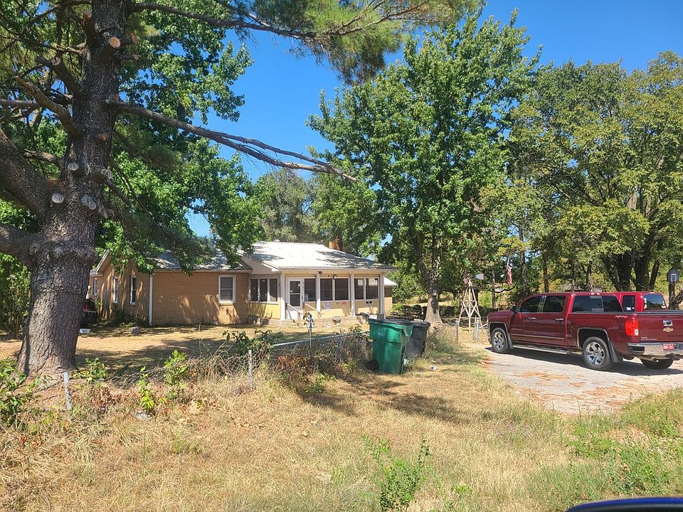 2nd image of 8101 Ivans St