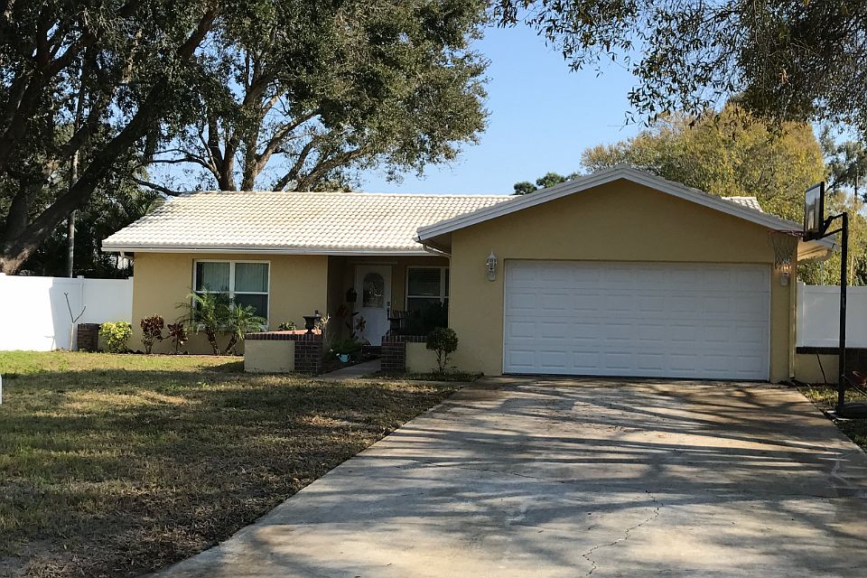 1st image of 13416 88th Ave