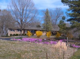 3755 Clifty Rd, Paris, TN 38242