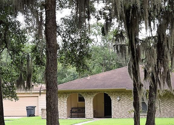 4th image of 27218 S Creek Dr