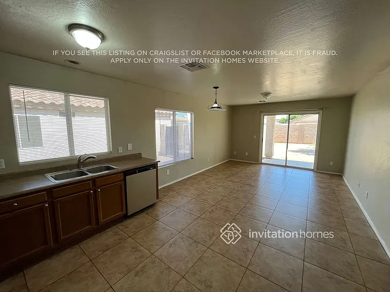 12849 W Paradise Dr — Photo 7