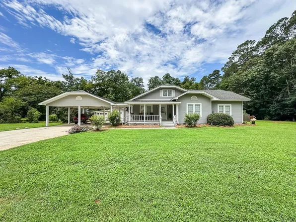 113 N Bay St, Samson, AL 36477