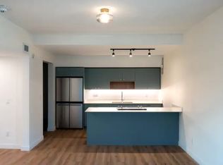 240 Chestnut St #7, Winnipeg, MB R3G 1R9